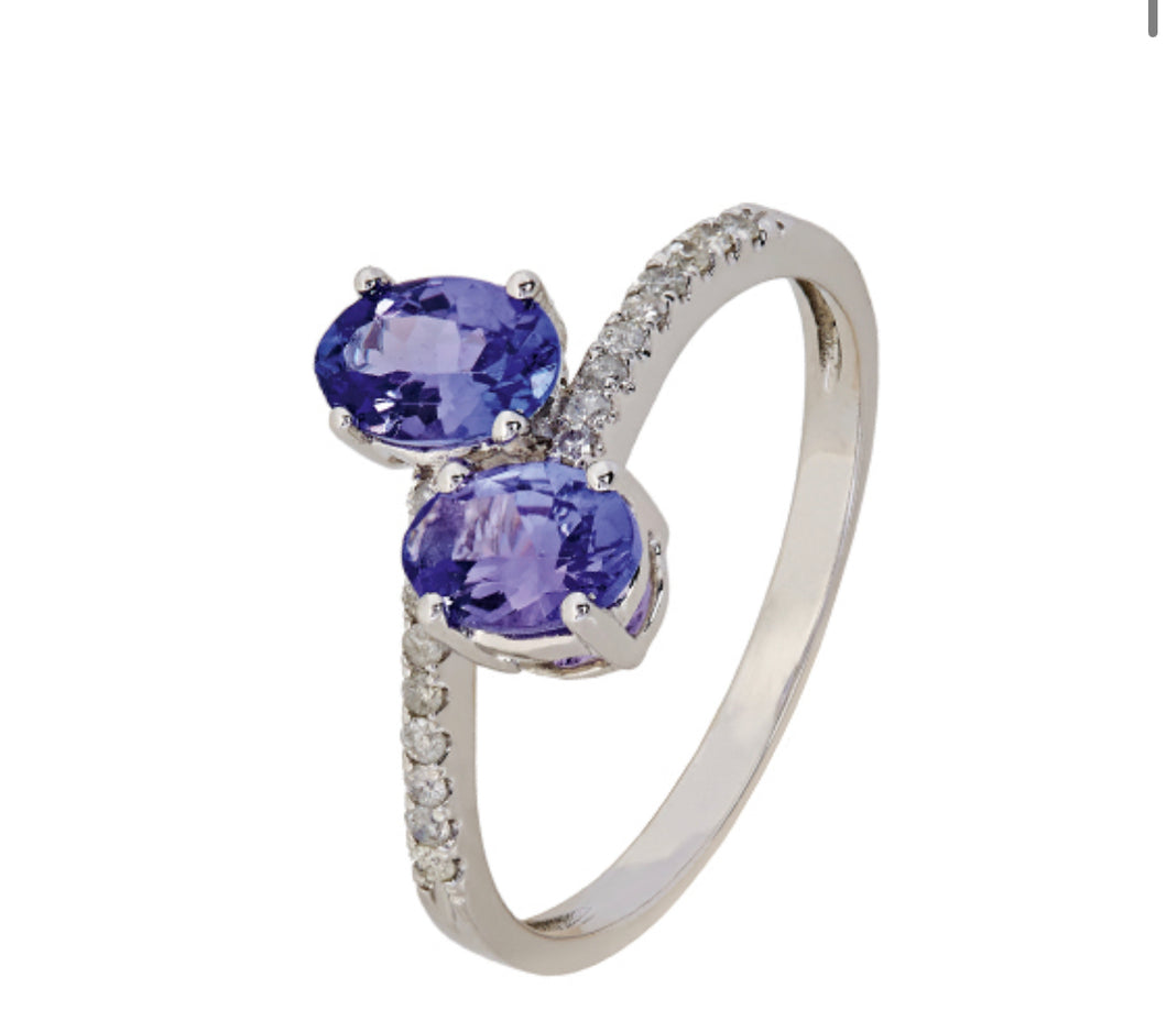 9kt White Gold Tanzanite Ring